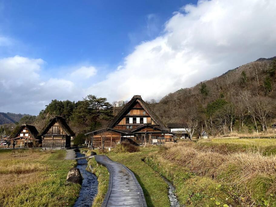 Way Shirakawago - Private, Free Parking And Newly Opened 2022 Way Shirakawago Apartment Ngoại thất bức ảnh